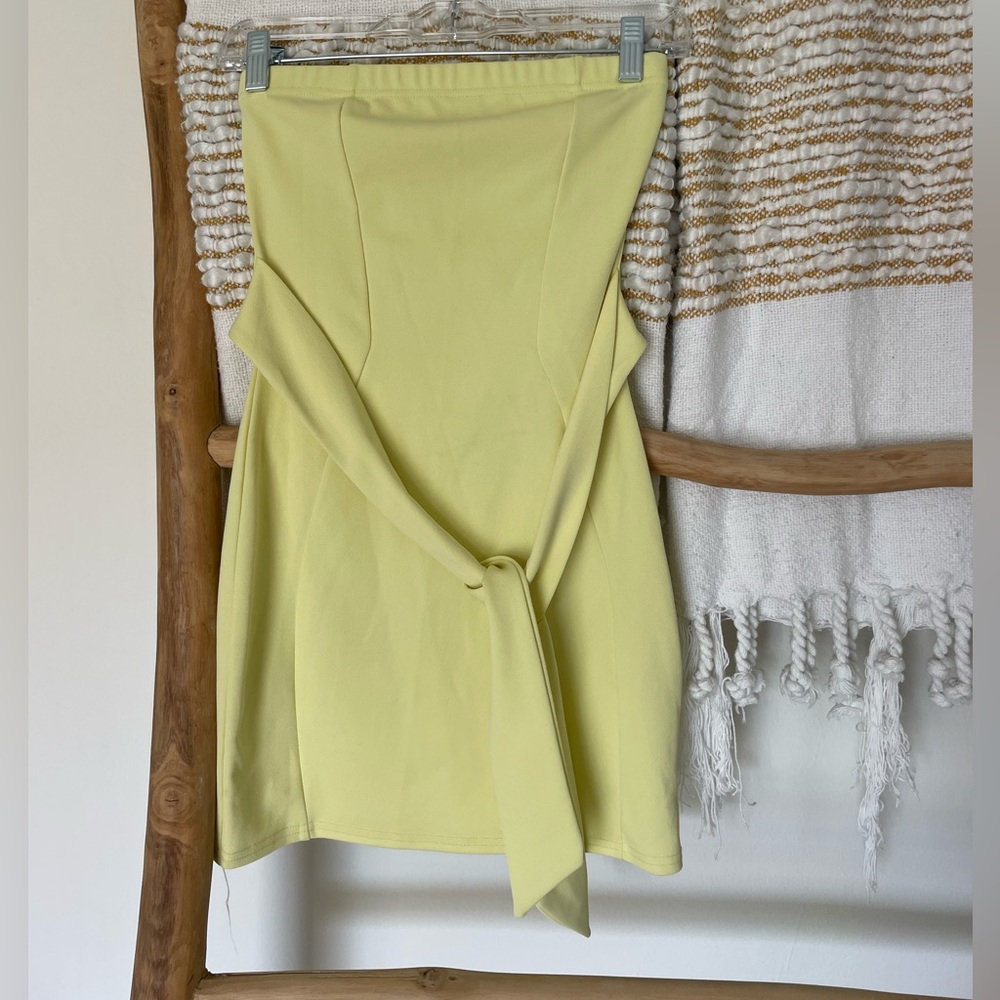 In The Style Strapless Mini Dress Yellow